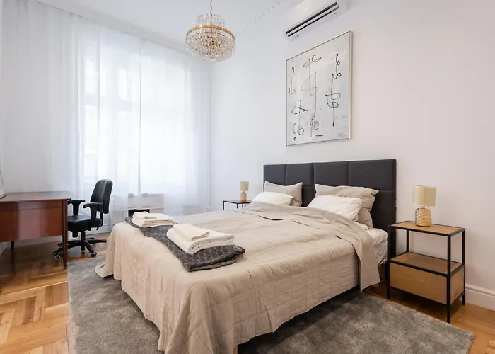 3 Bedroom Classical With A Modern Touch 2unit