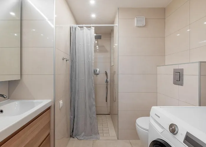 شقة 3 Bedroom Classical With A Modern Touch 2unit