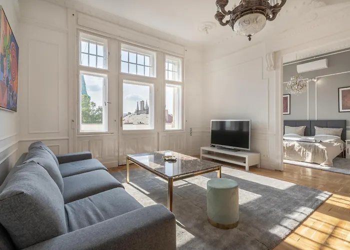 3 Bedroom Classical With A Modern Touch 2unit
