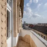 شقة 3 Bedroom Classical With A Modern Touch 2unit *