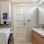 3 Bedroom Classical With A Modern Touch 2unit